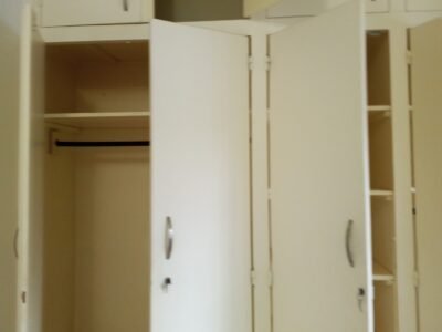 Appartement 2 piéces au 1ere etage avec balcon a louer en zone4