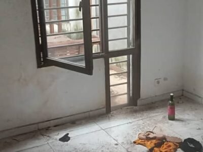 2PLATEAUX, ZONE SOCOCÉ, GRAND LOCAL COMMERCIAL POUR BUREAU, COMMERCE, MAGASIN OU SHOWROOM.